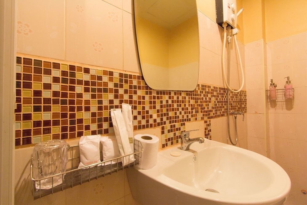 Hotel Cool Sea House Patong Exterior foto