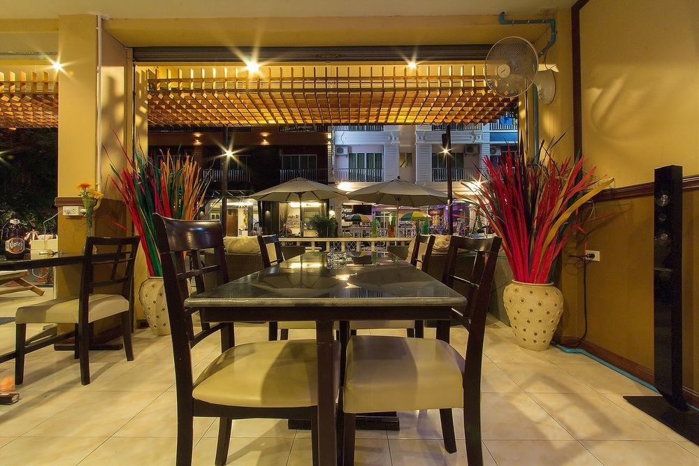 Hotel Cool Sea House Patong Exterior foto