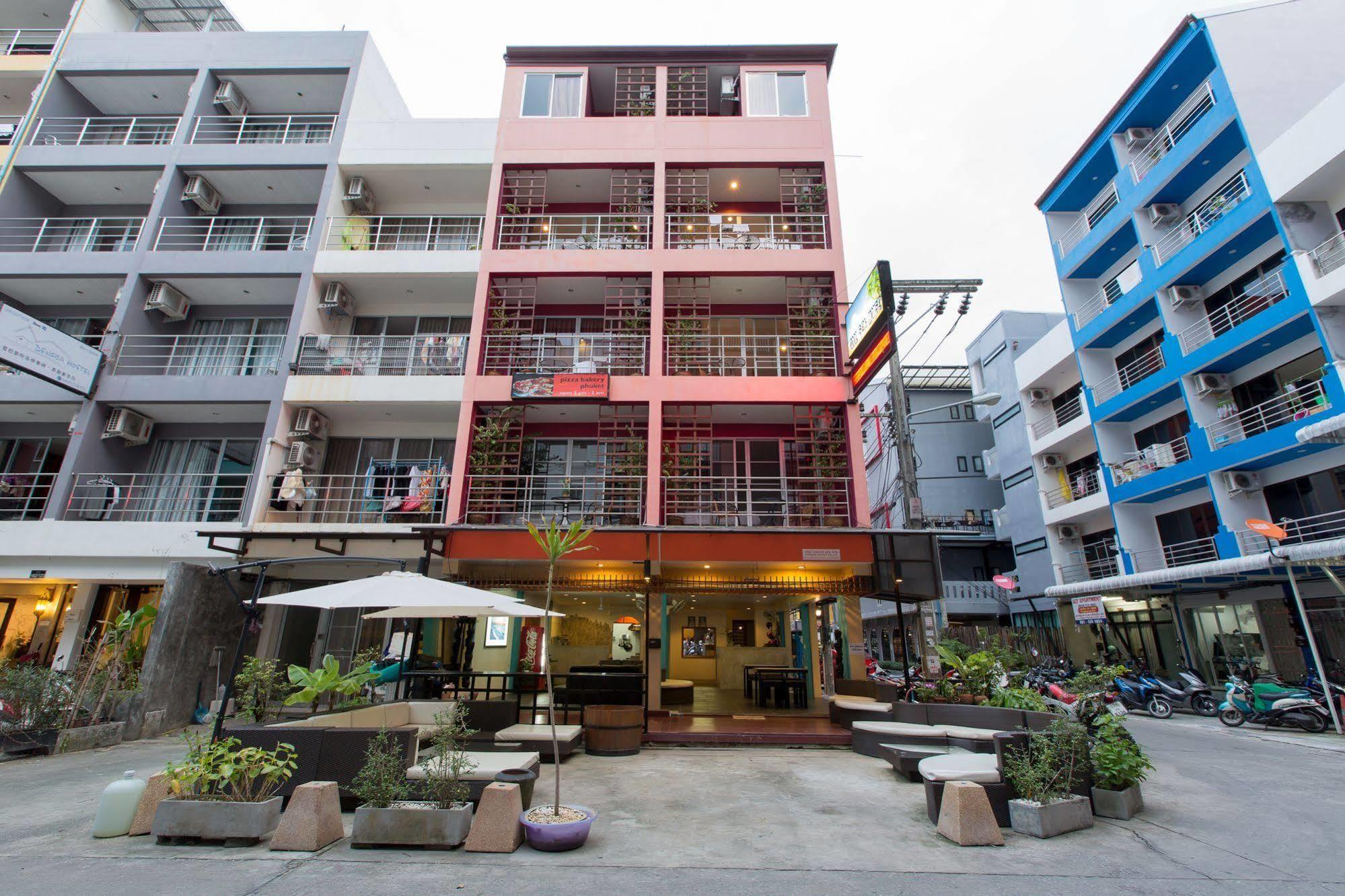 Hotel Cool Sea House Patong Exterior foto