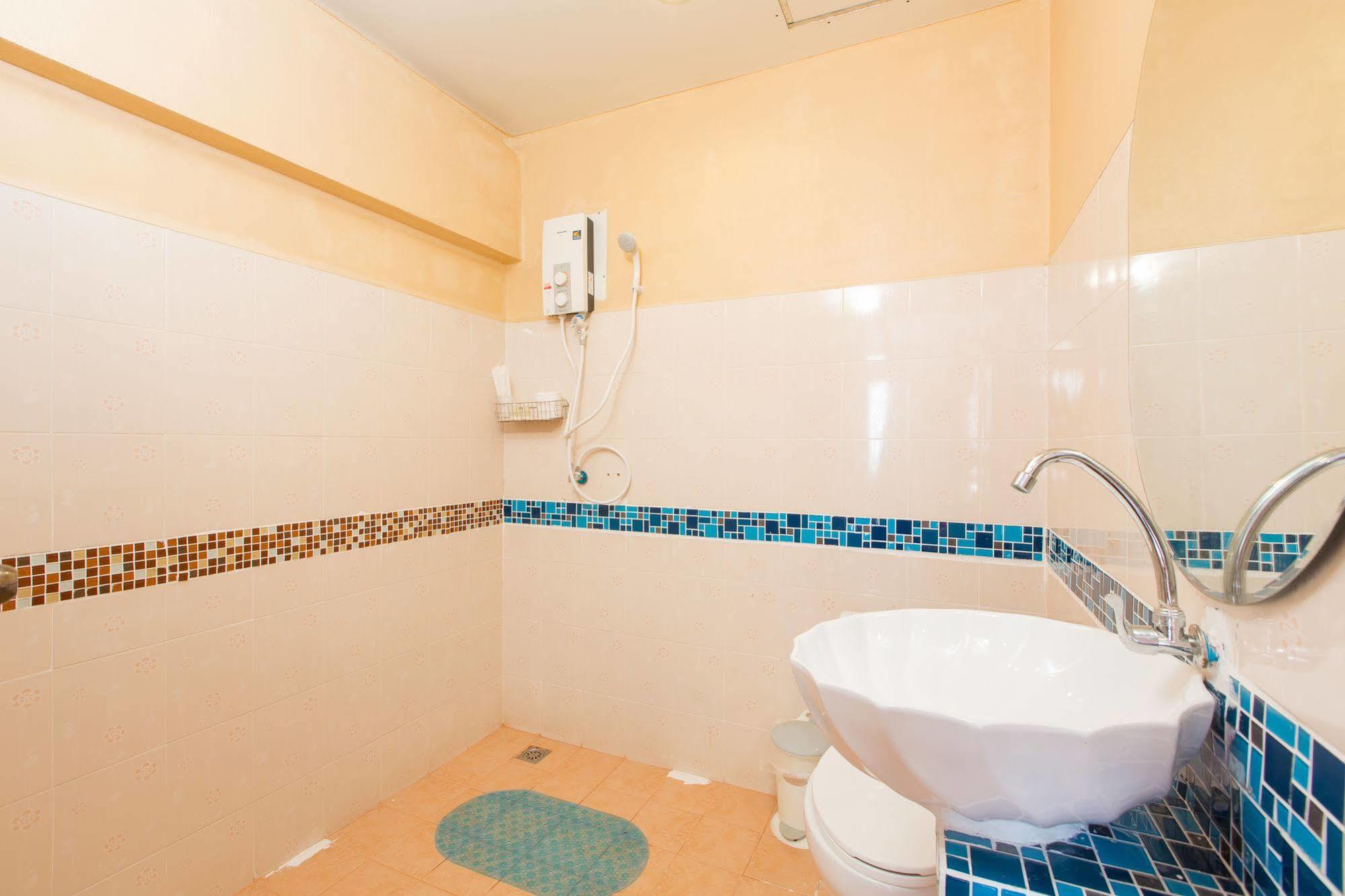 Hotel Cool Sea House Patong Exterior foto