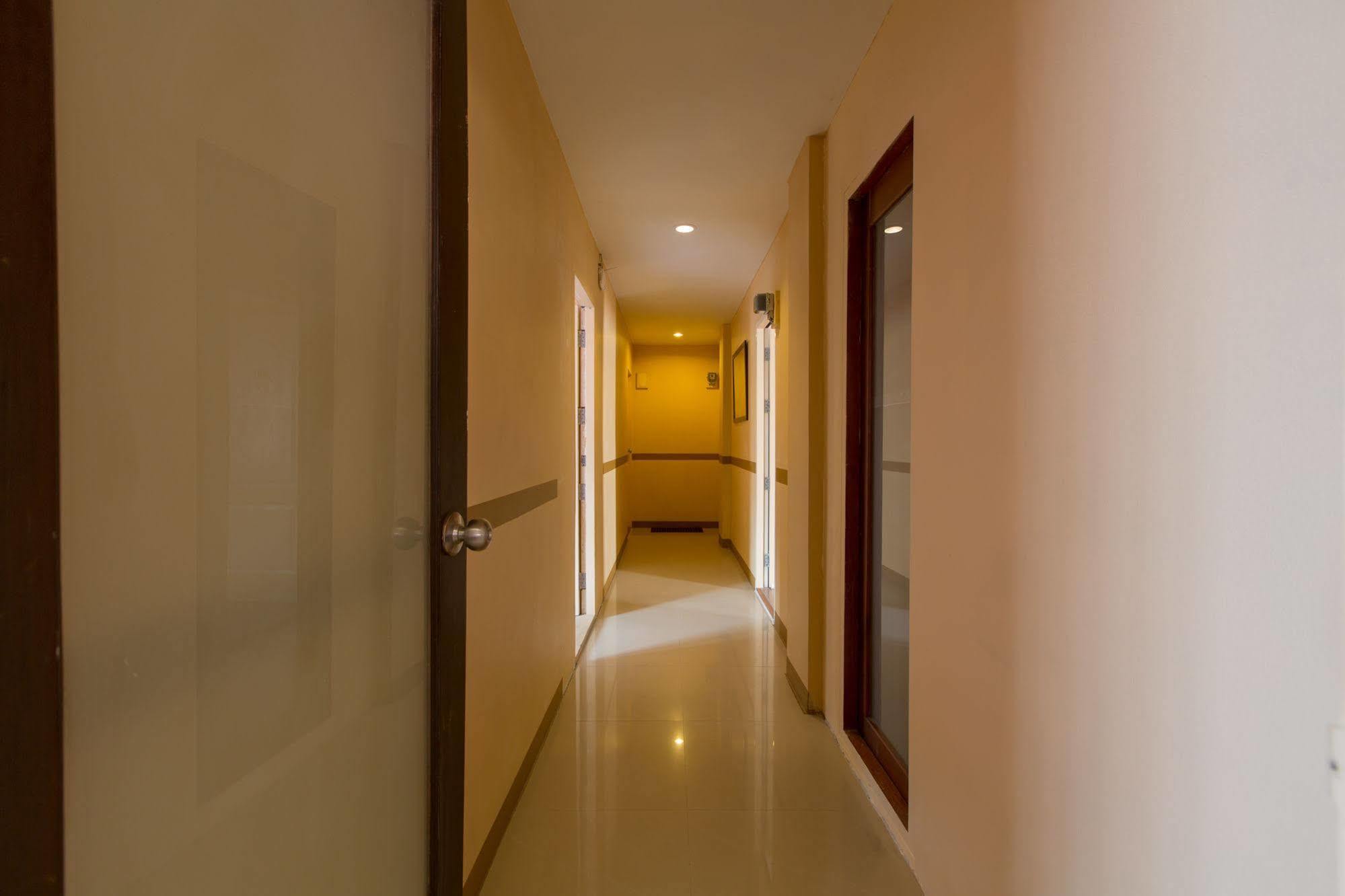 Hotel Cool Sea House Patong Exterior foto