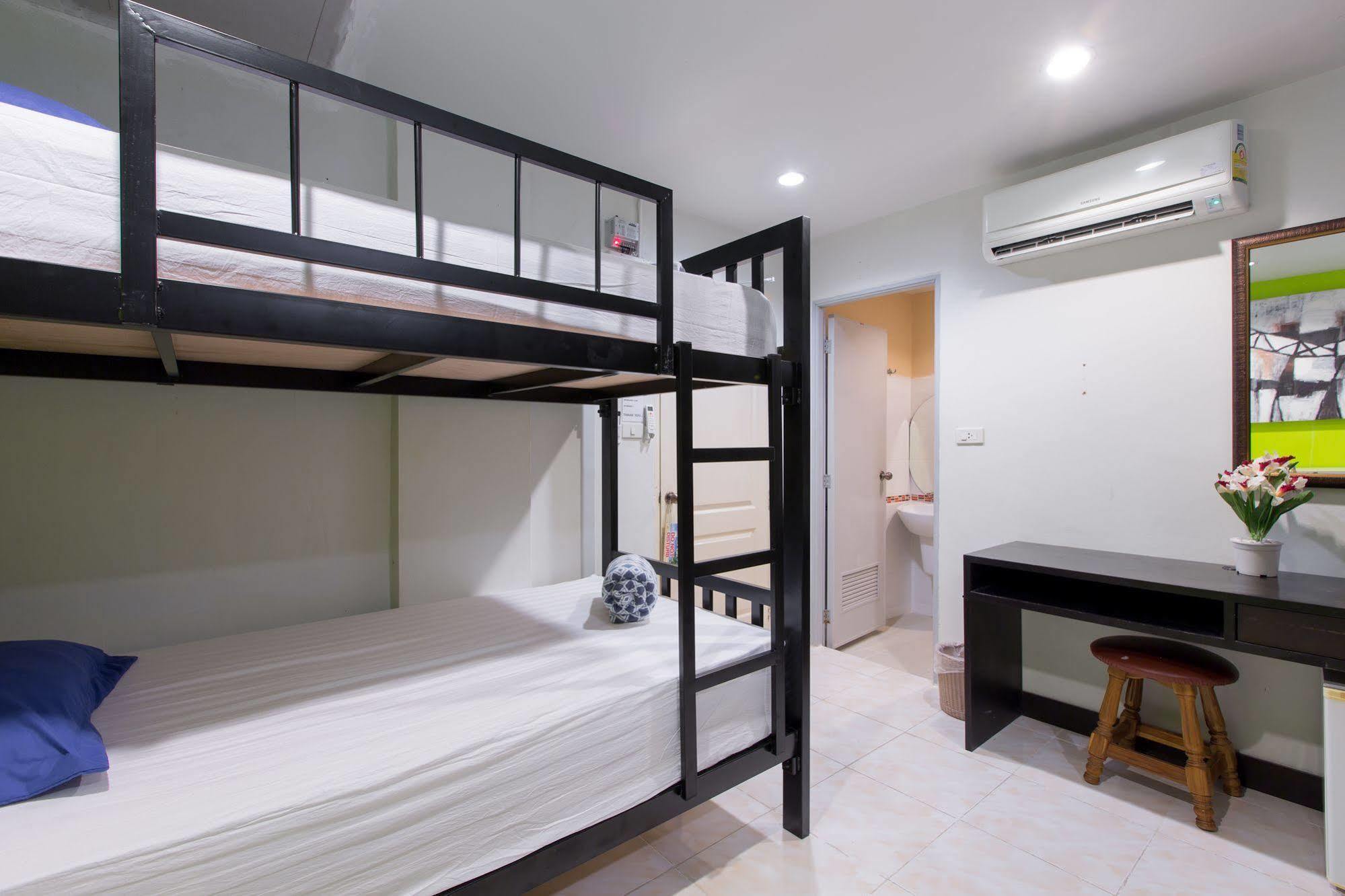 Hotel Cool Sea House Patong Exterior foto