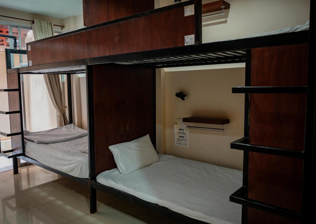 Hotel Cool Sea House Patong Exterior foto