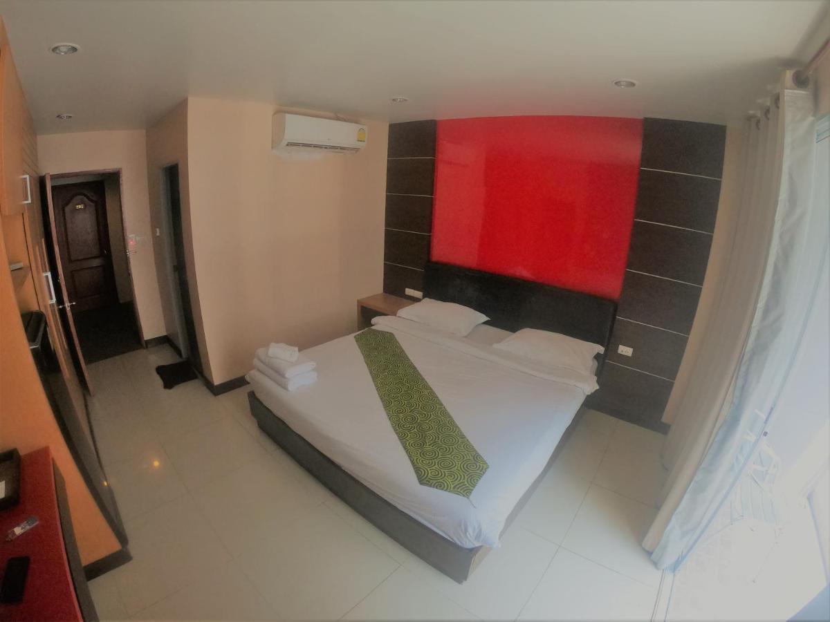 Hotel Cool Sea House Patong Exterior foto